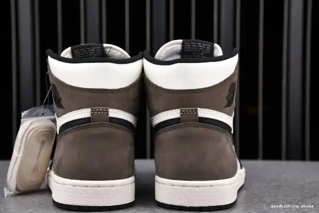 Rep RETRO 555088-105 AIR JORDAN HIGH 1 MOCHA DARK 0327